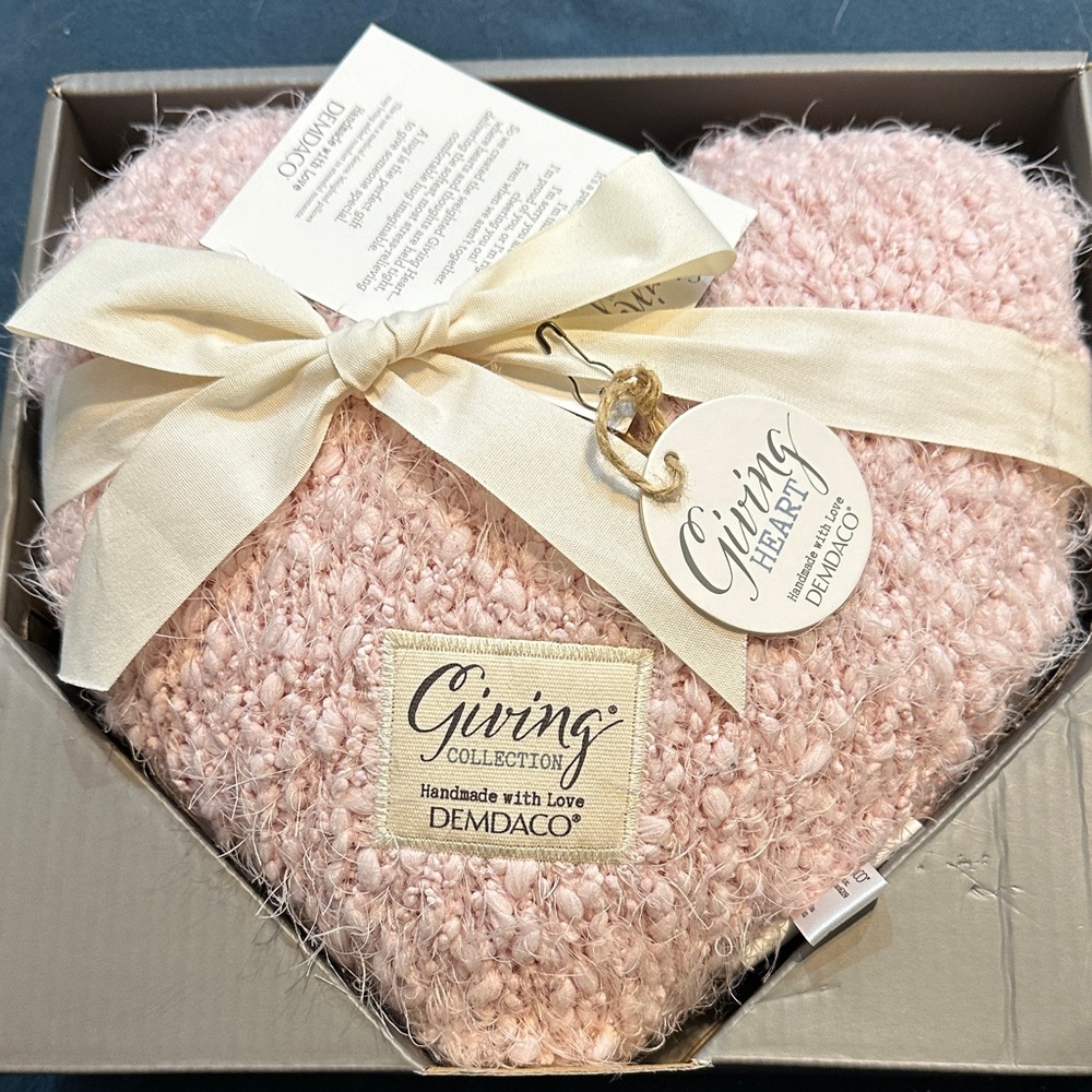 Demdaco Giving Collection Blush Pillow